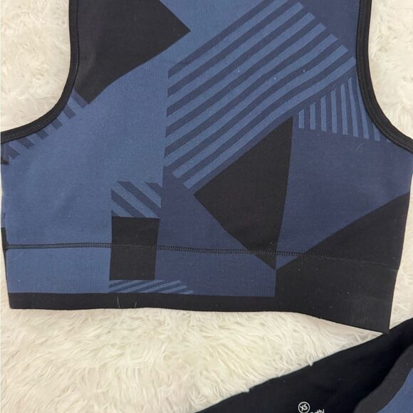 Sweaty Betty Interval Seamless 7/8 Leggings (XS) Sports tank M)Black and Navy - Picture 6 of 14
